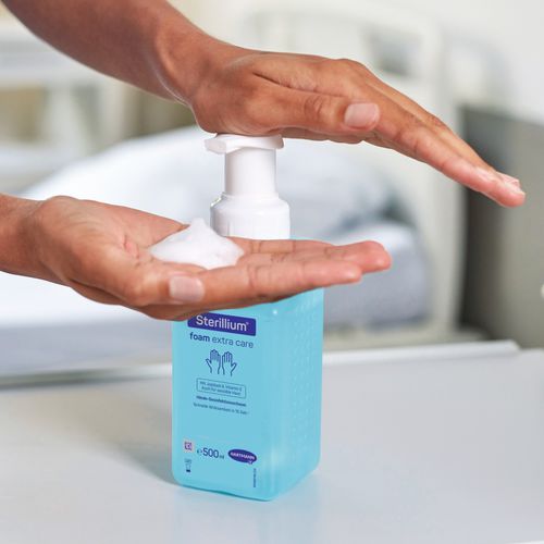 Soluzione idroalcolica 500 mL - Sterillium® foam extra care - BODE Chemie