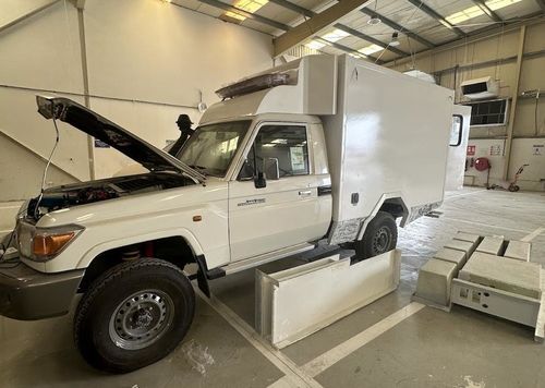 Ambulanza per terapia intensiva - Toyota Land Cruiser - ICU AUTOMOTIVE IMPORT EXPORT AND CONSULTING. - con compartimenti / tipo A / tipo C