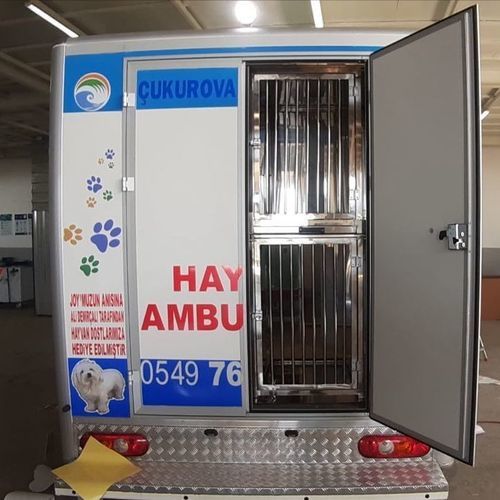 Unità mobile ospedaliera di emergenza - Ford - ICU AUTOMOTIVE IMPORT EXPORT AND CONSULTING. - veterinaria / camion / con compartimenti