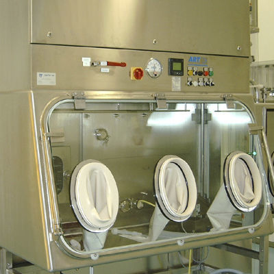 Isolatore per distribuzione - ART GmbH Anlagenbau Reinraum Technik - per essiccazione / classe ISO 5 / per prodotti tossici