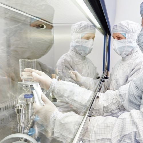 Guanto in nitrile - SmartClean™ - Smart Glove Corporation Sdn Bhd - per camera bianca / ambidestro / L