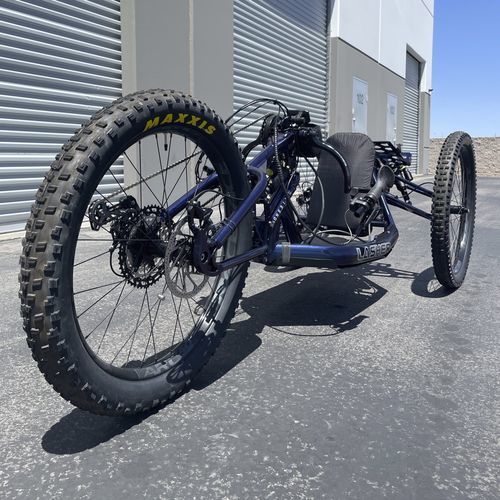 Triciclo reclinato a pedali - ATH-FSe - Lasher Sport - per adulto / nero / arancione