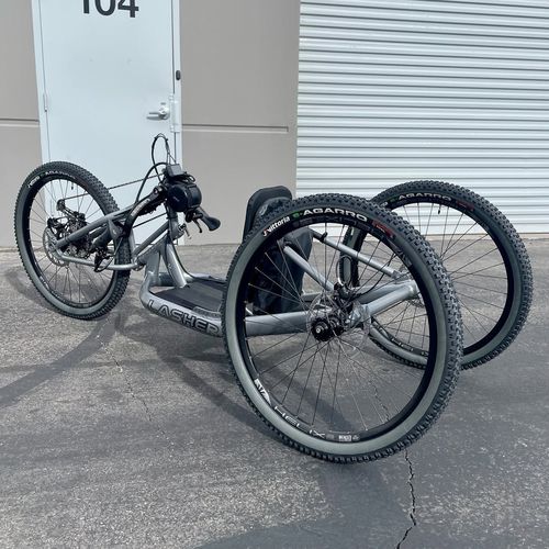 Triciclo reclinato a pedali - ARCe - Lasher Sport - per adulto / verde / blu