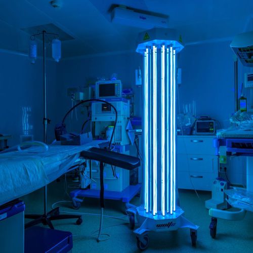 robot di disinfezione UV-C - Wolf-e Robotics