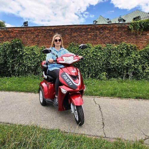 Scooter per disabili elettrico - FASTI 3 - Electroride Sp. z o.o. - a 3 ruote / con bauletto