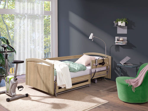 Letto per lungodegenza - PB 636 - Elbur sp. z o.o. sp.k. - medico / elettrico / ad altezza regolabile