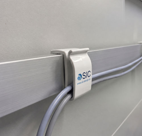 Supporto per cavo - M-20262 series - S.I.C Entwicklungs- und Vertriebs GmbH - su guida di scorrimento