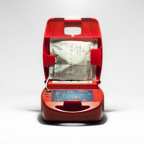 Defibrillatore esterno automatico - GEO SAVER - A.M.I. ITALIA - per luoghi pubblici / USB / con monitor ECG