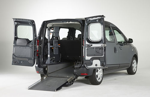 Veicolo per disabili furgone - Dacia Dokker - Dlouhy - entrata posteriore