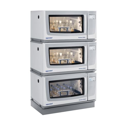 Incubatore da laboratorio compatto - Innova® S44i - Eppendorf SE - impilabile / 3 porte / refrigerato