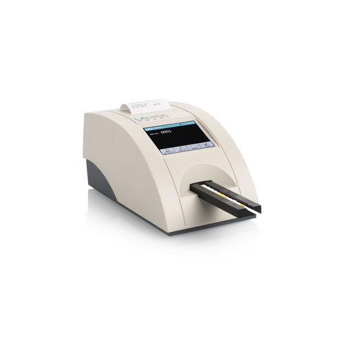 Analizzatore di urina semiautomatico - Laura Smart - ERBA Diagnostics Mannheim - compatto / con lettore di codici a barre