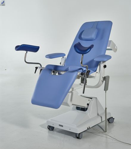 Poltrona per visita ginecologica - Gynex - Euroclinic MediCare Solutions - elettropneumatica / con poggiagambe / con schienale regolabile