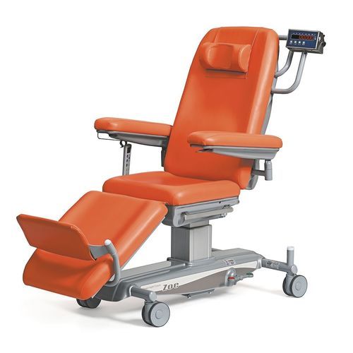 Poltrona per emodialisi elettrica - ZOE PRECISION - Favero Health Projects - a 3 sezioni / con rotelle / ad altezza regolabile