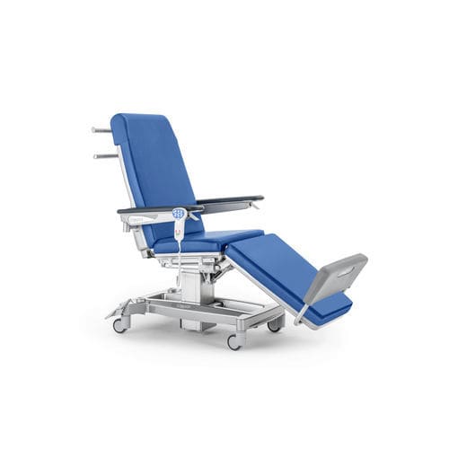 Poltrona elettrica per trattamenti clinici - Malvestio - Furniture for healthcare facilities - 3 sezioni / con rotelle / ad altezza fissa