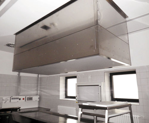 Sistema di alimentazione d'aria per sala autoptica - LFZU 10/910 - KUGEL medical GmbH & Co. KG - con illuminazione