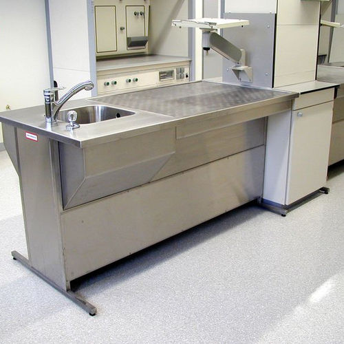 Workstation da laboratorio per istopatologia - UCS-2500-D - KUGEL medical GmbH & Co. KG - per preparazione di campioni / da terra / con lavandino