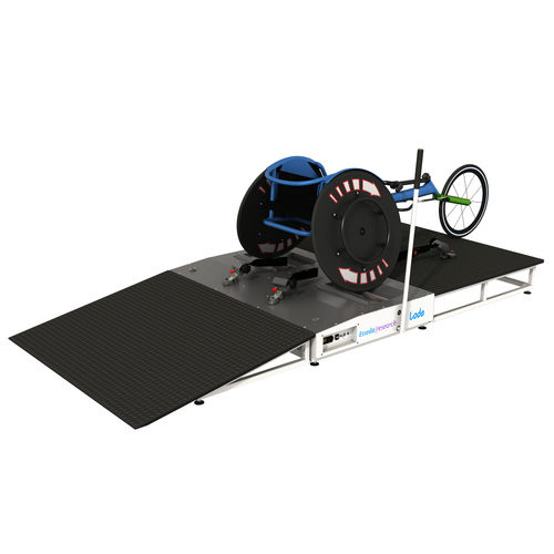 tapis roulant ergometrico per utilizzatore di sedia a rotelle - Lode