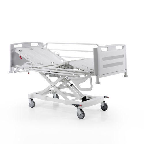 Letto da ospedale - Basic Care - Medical Iberica - elettrico / ad altezza regolabile / con rotelle
