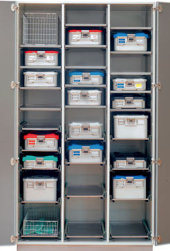 Armadio di supporto - 6-2 STU - Metallwarenfabrik Walter H. Becker  - per strumenti / per ospedale / con sportello