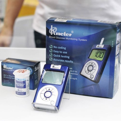 Glucometro automatico - OK-1 - OK Biotech  - per ospedali / senza codice / con penna pungidito