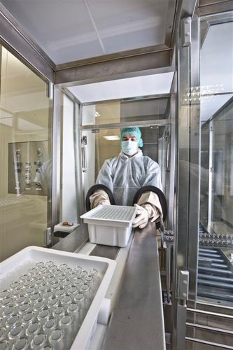 Sistema di barriera ad accesso limitato per camera bianca - Ortner Reinraumtechnik 