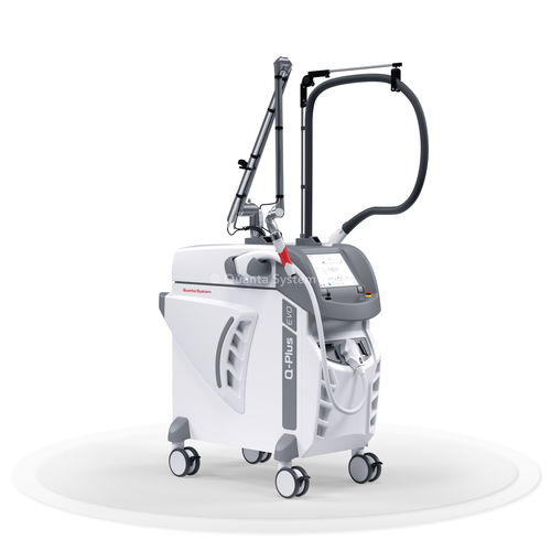 Laser per rimozione di tatuaggi - Q-Plus EVO - series - Quanta System - per lesioni pigmentate / per ringiovanimento cutaneo / per onicomicosi