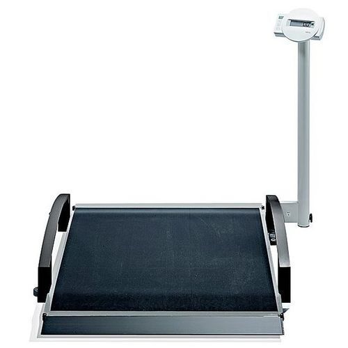 Piattaforma di pesatura elettronica - 665 - seca - per sedie a rotelle / mobile / con indicatori rimovibili
