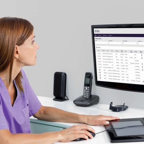 Software medicale con sistema di tracciatura - Delivery Manager - Swisslog Healthcare - da laboratorio / ospedaliero / in tempo reale