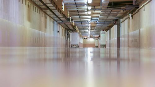 Veicolo a guida automatica per struttura sanitaria - AGV - Swisslog Healthcare - per ospedale / di carico / di scarico