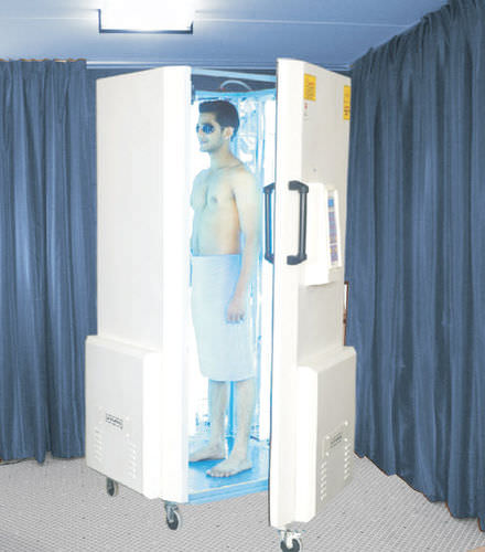 Lampada di fototerapia per trattamento dell'eczema - UVec Series - V-Care Medical Systems  - per trattamento della dermatite / tipo cabina / UV
