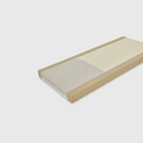 Materasso per letto ospedaliero - Comfort 2000 - Völker - in espanso / con struttura cellulare aperta / impermeabile