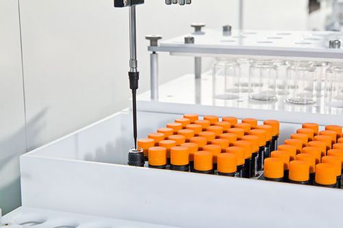 Piattaforma di sintesi robotizzata - Organic  - Zinsser Analytic 