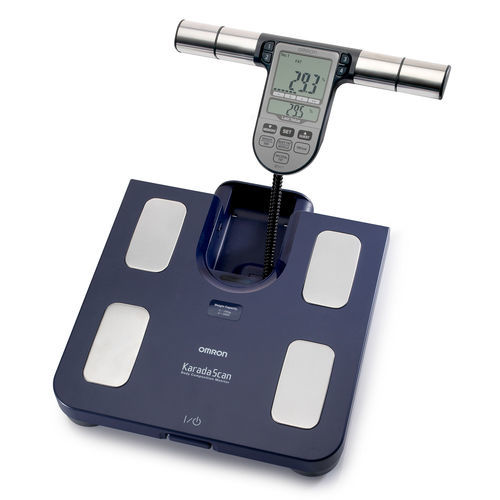 Analizzatore di composizione corporea per bioimpedenziometria - BF511  - Omron Healthcare Europe - per misurazione della massa grassa / con piattaforma / con display digitale
