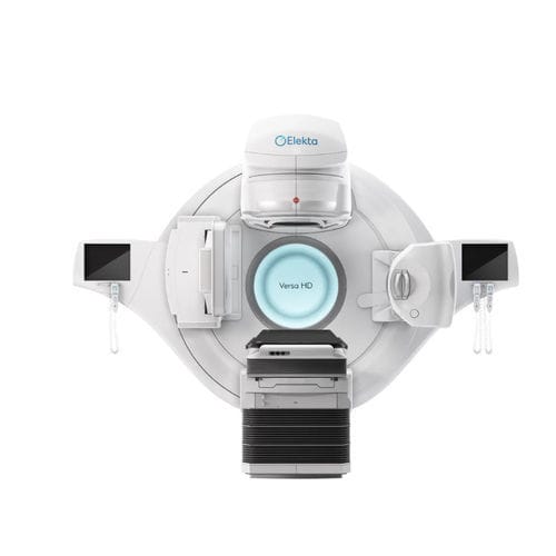 Acceleratore lineare di particelle radioterapia stereotassica - Versa HD™ - Elekta - radiochirurgia stereotassica / con tavolo di posizionamento robotizzato / con collimatore multilamellare (MLC)