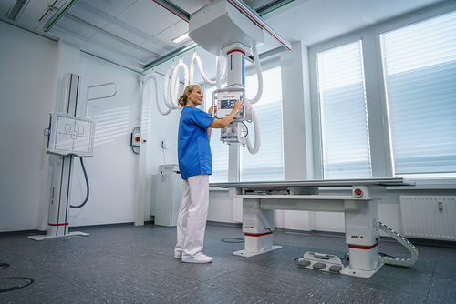 Sistema di radiografia digitale - VALORY™  - AGFA - per radiografia multidisciplinare / con braccio portatubo rotante a soffitto / con bucky da terra