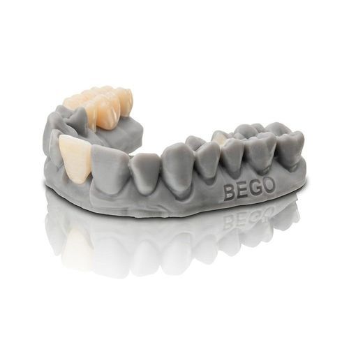 Materiale odontoiatrico in ceramica - VarseoSmile® TriniQ® - BEGO - in resina / per ponti dentali / per inlay