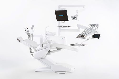 Riunito odontoiatrico con poltrona - Model Pro 500 - DIPLOMAT DENTAL s.r.o. - compatto / con monitor / con portastrumenti