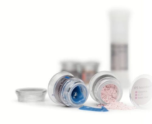 Materiale odontoiatrico in ceramica - IPS Ivocolor® - Ivoclar Vivadent - in zirconio / in disilicato di litio / per ricostruzione dentale