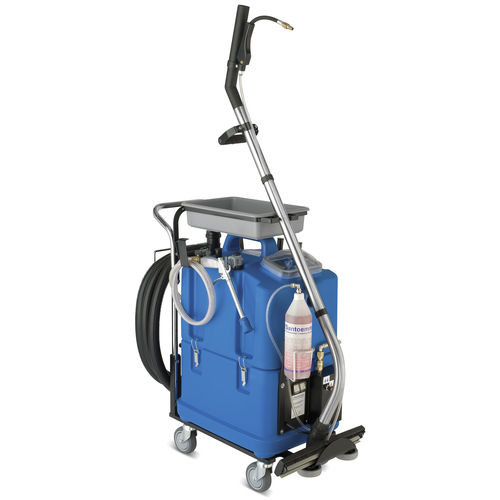 Sistema di pulizia e sanificazione dei sanitari - Powertec30	 - Santoemma srl - con spruzzo di schiuma