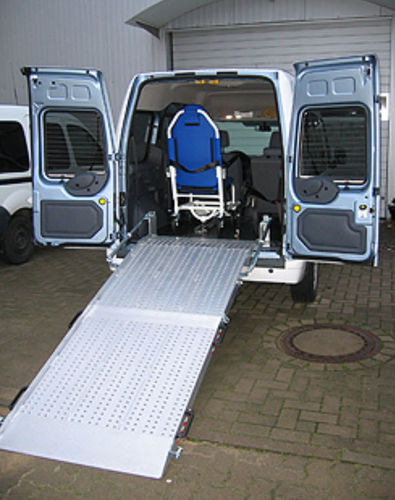 Unità mobile ospedaliera di emergenza - Ford Tourneo - C. Miesen - furgone / a 4 barelle / con rampa
