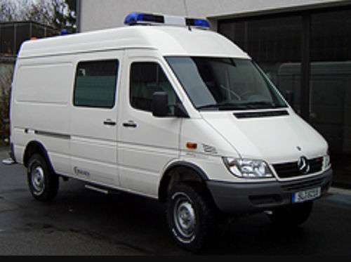Ambulanza furgone - Multi-stretcher - C. Miesen