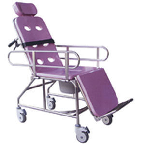 Sedia da doccia con braccioli - MST-3000 - Medical Master Co., Ltd - con rotelle / con poggiapiedi / comoda