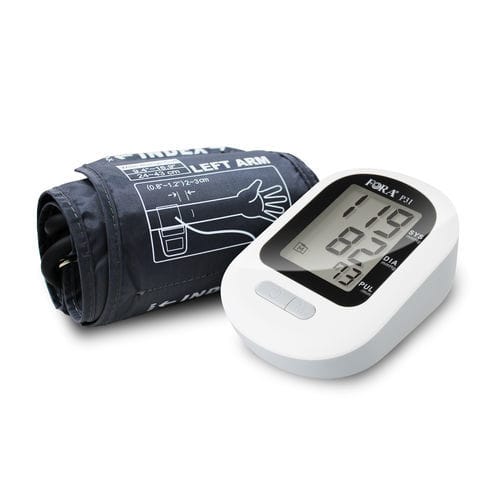 Sfigmomanometro elettronico automatico - P31 - ForaCare Suisse AG - oscillometrico / a batteria ricaricabile / con bracciale adulti