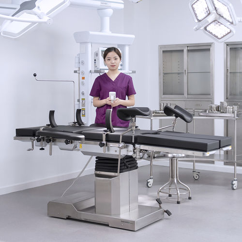 Tavolo operatorio universale - A202 - Jiangsu Saikang Medical Equipment - per ortopedia / per ginecologia / idraulico