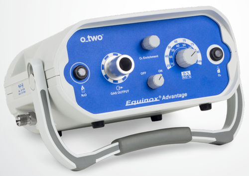 Miscelatore di gas per anestesia - Equinox® Advantage - O-Two Medical Technologies - di protossido di azoto / di ossigeno