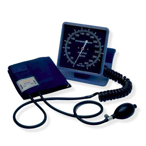 Sfigmomanometro aneroide - D05.150 - Timesco - da tavolo / con bracciale adulti