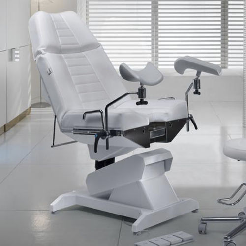Poltrona per visita ginecologica - Gyno - Lemi MD - urologica / per piccola chirurgia / elettrica