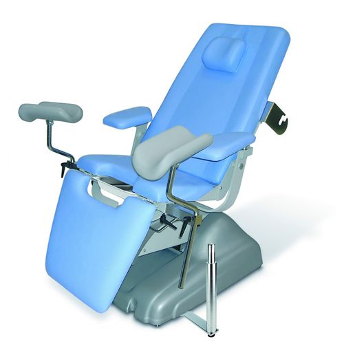 Poltrona per visita ginecologica - IVY - TT Med s.r.l. - urologica / elettrica / ad altezza regolabile