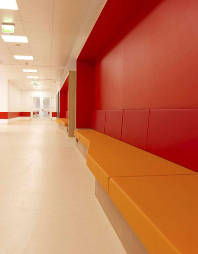 Sala d’attesa per struttura sanitaria - Transumed