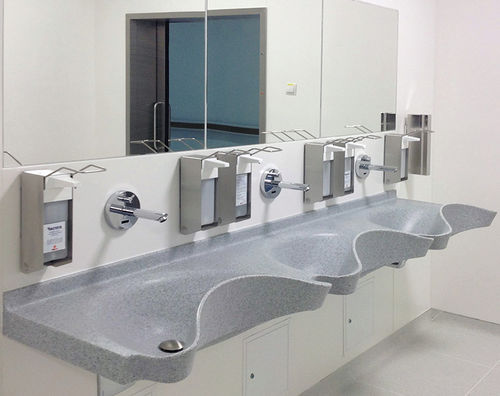 Lavandino chirurgico 3 postazioni - Vitec Cleanroom Technologies - in resina acrilica / comando elettronico